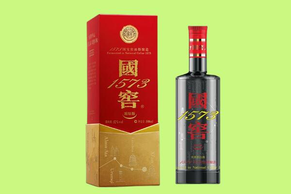汉滨区回收国窖1573.jpg